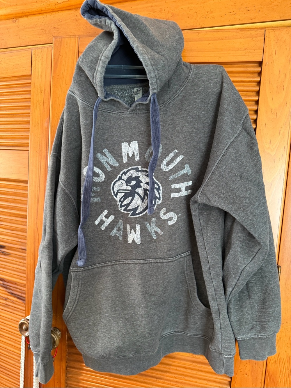 Vintage distressed Monmouth University Hawks pullover hoodie.